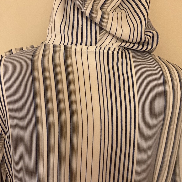 🍋Blue Islands Striped with PomPom detail Swim Suit Coverup with Hood M - Picture 5 of 12